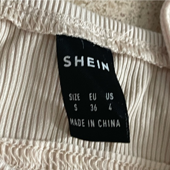 SHEIN DRESS - Picture 2 of 2